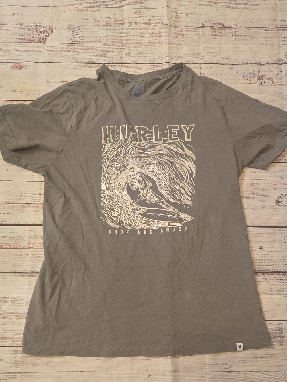 Hurley Skeleton Tshirt Size Medium